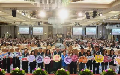 中市府表揚城區333位里鄰長及民政人員 八連霸到全齡照護各展服務力 鄭副市長：感謝守護鄰里