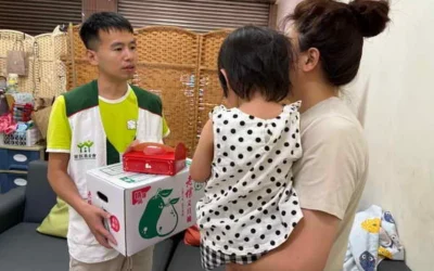中秋送愛南投家扶陪伴偏鄉家庭暖心過節偏鄉阿嬤：「謝謝有人記得我們