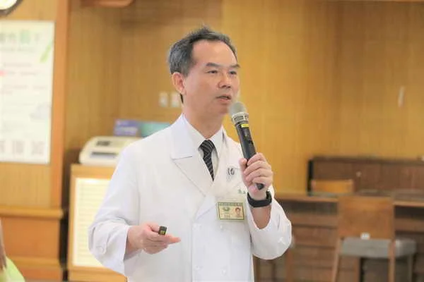 平衡防跌 中慈健康講座教你站得穩1