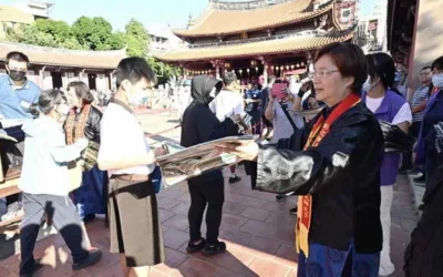 彰化祭孔循古禮獻六佾舞