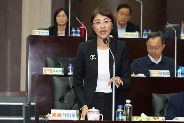 慰勞清潔隊員辛苦 許縣長1