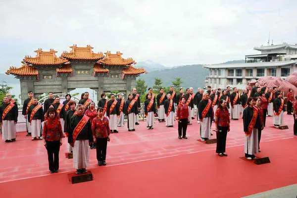 日月潭文武廟祭孔大典隆重登場 許縣長循古禮祭孔並見證公益捐贈1