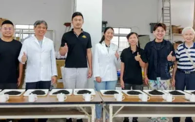松嶺鬥茶協會2026年全國傳統炭焙賽 林浚騰、連瑋民分別榮奪炭焙烏龍茶王獎、炭焙紅烏龍品質鑑定賽特等茶王獎