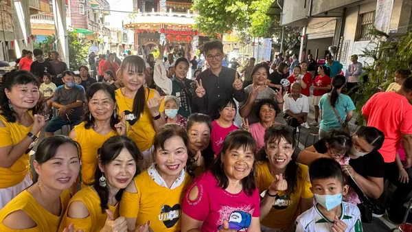 距離選舉還有60天各候選人忙得不可開交縣長參選人劉建國、莿桐鄉長廖秋蓉趕場