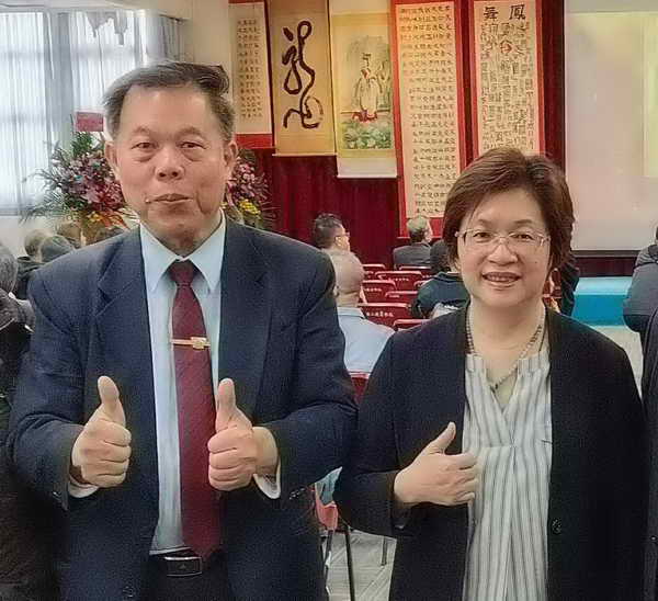 中臺灣第一台 彰化縣低劑量電腦斷層行動篩檢車啟動 守護鄉親健康 縣府攜手醫療院所打造行動肺癌防治網1