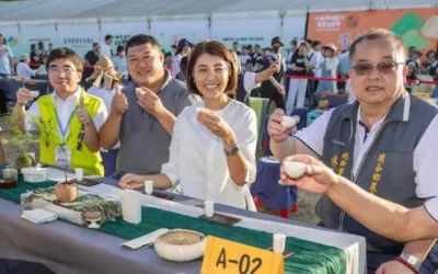 雙十國慶茶博千人茶會同樂，熱情、韻味滿場 許縣長：已破百萬人次、2億元銷售金額