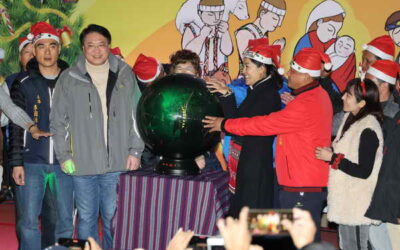 26公尺高聖誕樹在全台最大原民部落信義鄉羅娜燦爛點燈