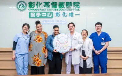 30歲外國女飛越半個地球治療甲狀腺癌,破涕為笑大呼值得