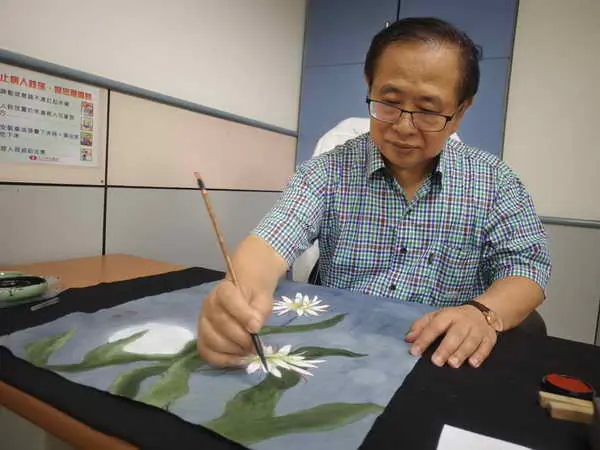 吳仁光行醫40年 斜槓人生首開書畫展1
