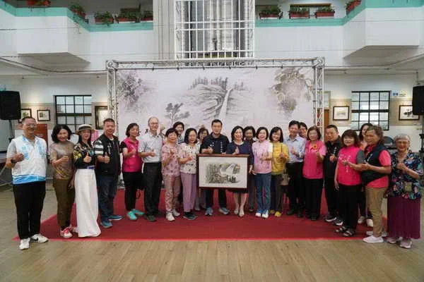 妙筆生花朱淑美、陳榮修、黃玫琪聯展斗六市公所中庭5月12日策展開幕記者會1