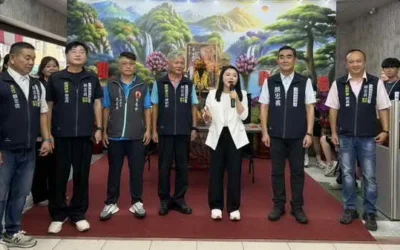 競選斗南鎮長顏忠義於6月21日良辰吉日迎請地方諸佛神聖進駐其競選總部安座