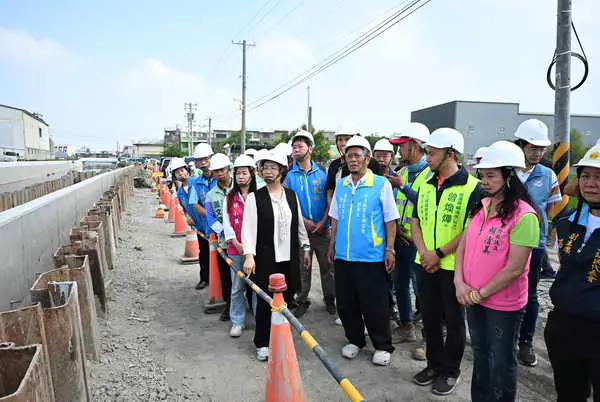視察番雅溝排水第6期改善工程完成番雅溝全部急要段整治1