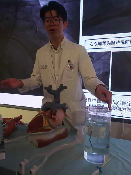 72歲女反覆胸痛 心血管1