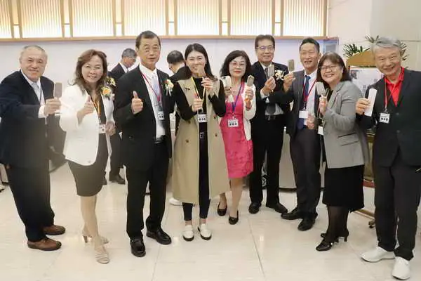 斗六太平老街福德宮旁新開一家虎爺咖啡廳HOYA 2月7日開始營運歡迎蒞臨1