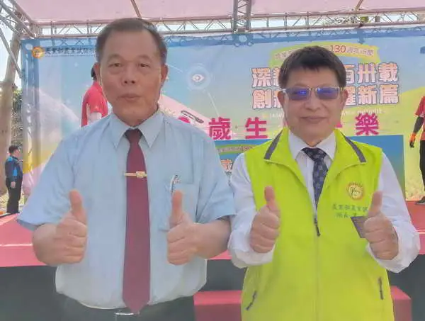 菇舍智慧型LED燈滅蟲技術 有效提升菇類產量與品質1