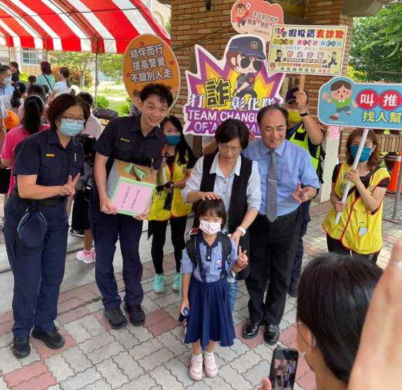 Surprise開學日1