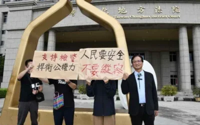 林世賢赴法院聲援檢警並籲勿縱容毒犯