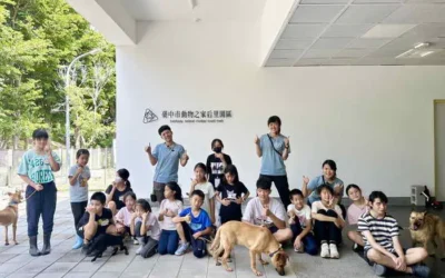 中市動物之家療癒犬夏令營 深化生命教育理念