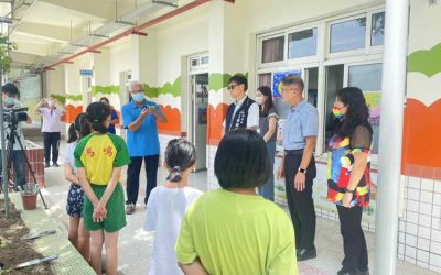 中市挹注經費提升偏鄉學校午餐供應品質 教育局長視察馬鳴國小與師生共享午餐主題