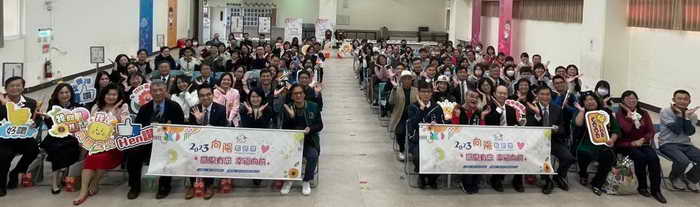 中市頒發向陽教育獎助學金 24名逆境向上學生獲獎1