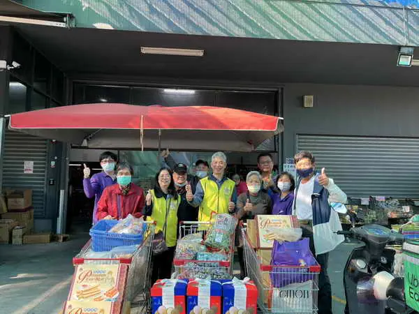 中彰榮家住民長輩歲末年終春節年貨大採購1