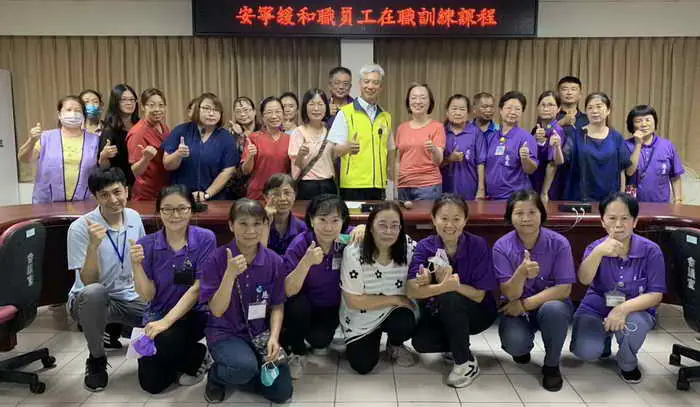 中彰榮家舉辦疼痛舒緩在職教育訓練課程 助力提升安寧緩和照護專業1