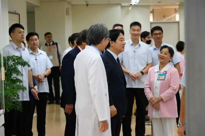 中榮智慧醫療 賴總統驚喜不是亞洲第一就是世界第一1