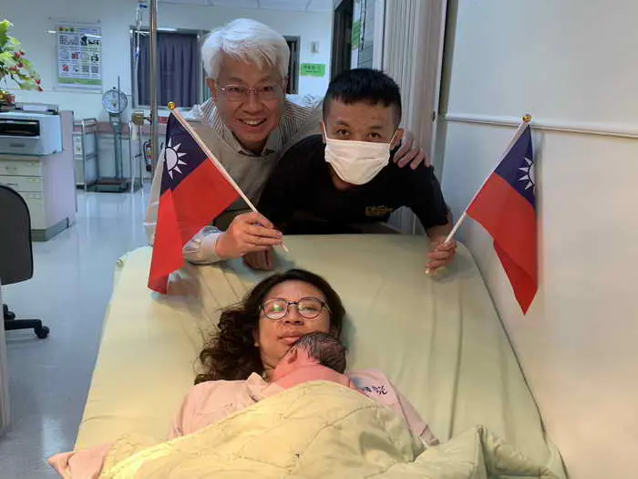 中華民國生日 臺中醫院樂迎1