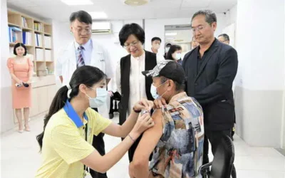 今年3月10日起提供19-64歲侵襲性肺炎鏈球菌感染症(IPD)高風險對象公費接種肺炎鏈球菌疫苗請符合資格民眾儘速接種