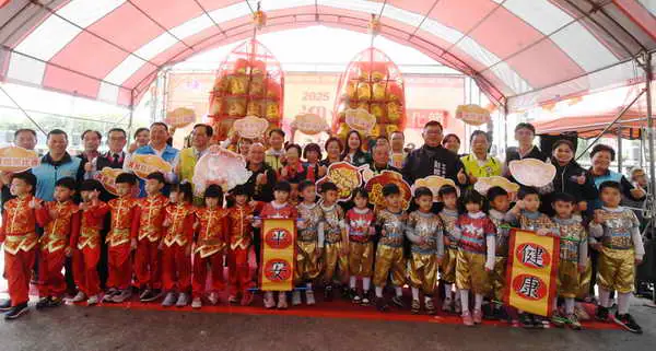 全國唯一 百年民俗迎燈排 祥蛇獻瑞慶元宵 2025白沙坑迎燈排文化節2月10日至2月12日登場1