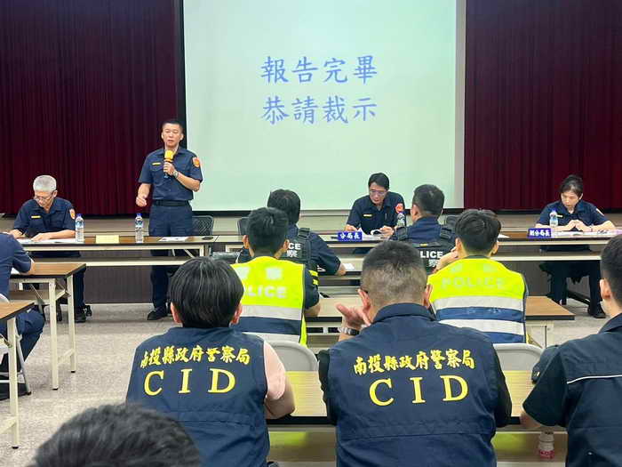 全縣擴大臨檢草屯登場 南投縣政府警察局宣示打擊犯罪決心1