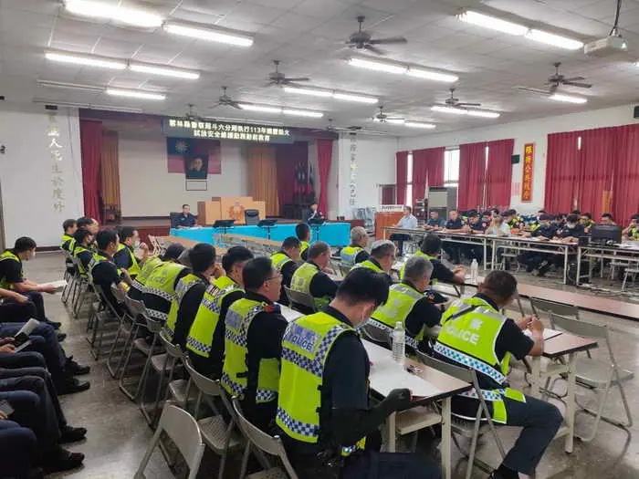 到斗六搭免費接駁看國慶焰火斗六警規劃疏導貼心製作停車資訊