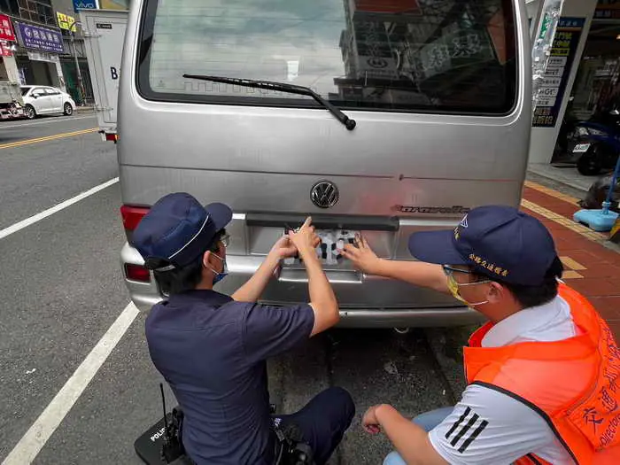 加強查緝偽變造車牌 南投警實施淨牌專案1