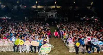 十鼓震天響 桐花夜綻放- 「桐花之夜」十鼓擊樂團熱力登場 千人共賞春日藝術饗宴