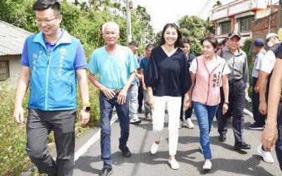 南投市嘉興等里排溝道路待改善 許縣長會勘立解再加碼