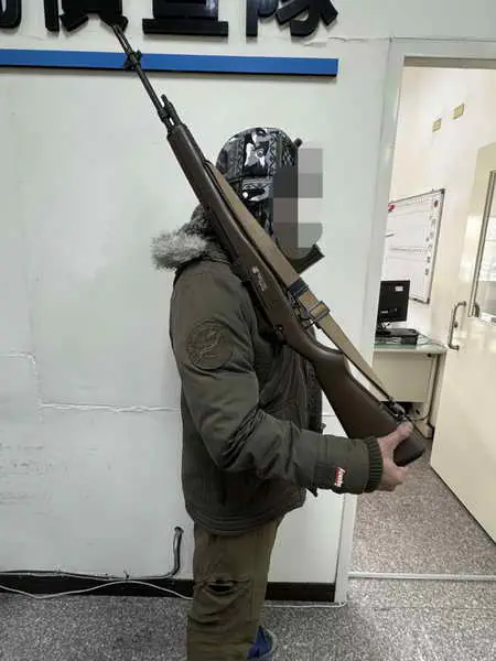 南投縣政府警察局仁愛鄉合歡山武嶺地區有男子持長槍後續追查情形1