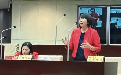 南投縣議員廖梓佑關心臺灣中寮環鄉道路全世界最長的紫藤花道觀光發展情形、工務處長張弘岳議會答詢表示將全力配合、造福地方