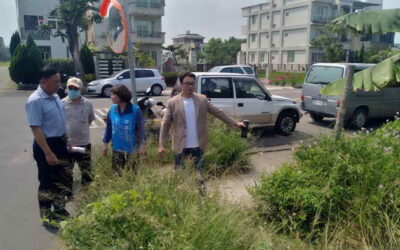 南投縣議員簡千翔邀縣府工務處長張弘岳和南投市公所工務課和鄉親溝通,決定拓寬營中路和中學西路間的便橋,解決交通瓶頸