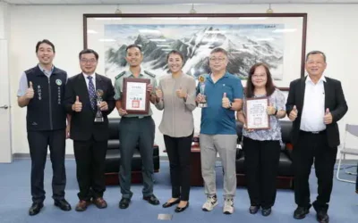 南投縣長許淑華接見全民國防教育傑出貢獻獲獎人員