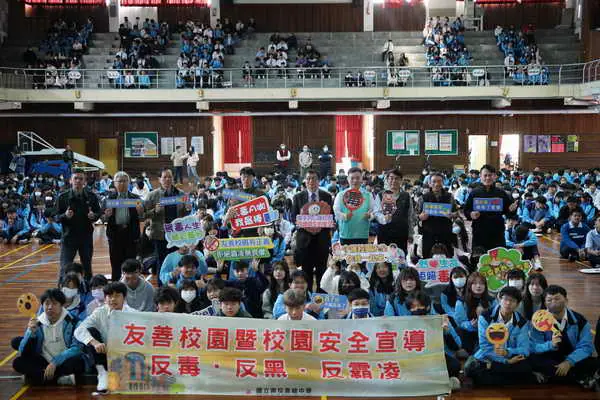 南投高中友善校園活動充滿創意1