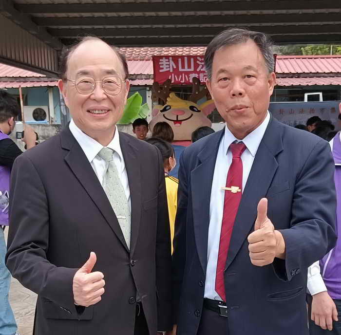 卦山法拍市集南投傳愛 數百民眾樂尋寶活動圓滿成功1