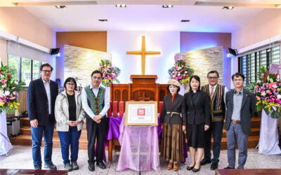 原民會夷將Icyang主委代表總統追頒已故吳明義Namoh Rata牧師總統褒揚令