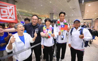 台中奧運戰士張筑涵 吳少璿返國 鄭副市長接機:感謝全力奮戰
