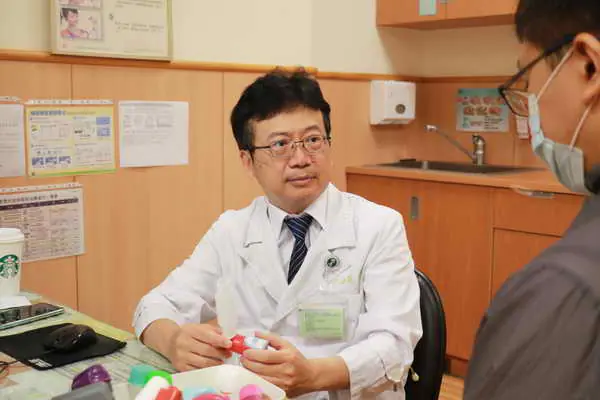 台中慈濟團隊鐵三角照護氣喘病友1