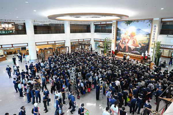 台中慈濟醫院1200人大清掃 衝刺醫院評鑑1