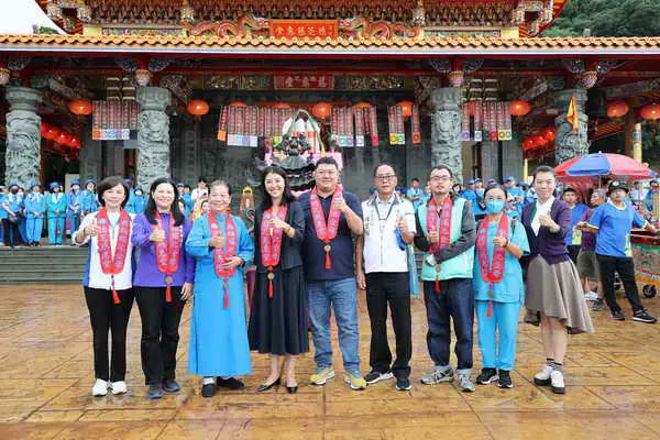 名間德芝慈惠堂祈安遶境團拜許縣長為南投祈福1