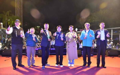 喜迎2024到來 張縣長與民眾共賞劍湖山摩天輪跨年煙火秀