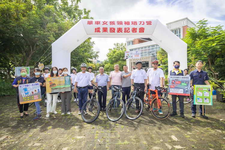 單車女孩向前行1