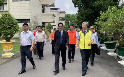 嚴德發視導中彰榮家 關懷住民生活並提升智能照護品質