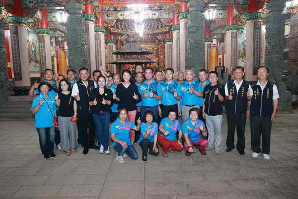 國姓仲秋月圓帝君同樂熱鬧登場 許縣長與民同樂